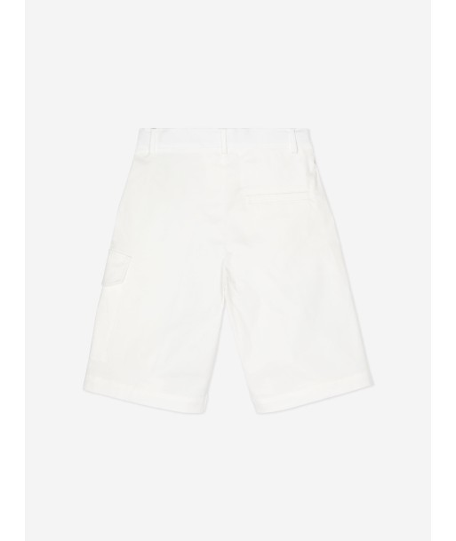 Fendi Boys Logo Cargo Shorts in White En savoir plus